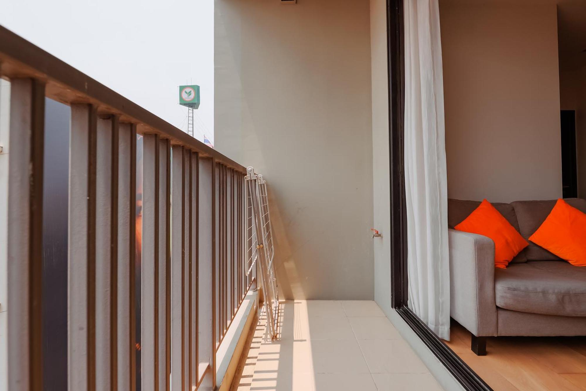 The Astra Condo Changkhlan In Chiang Mai Exteriör bild