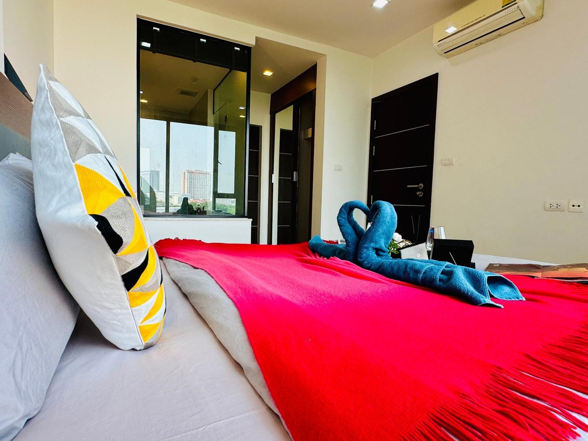The Astra Condo Changkhlan In Chiang Mai Exteriör bild