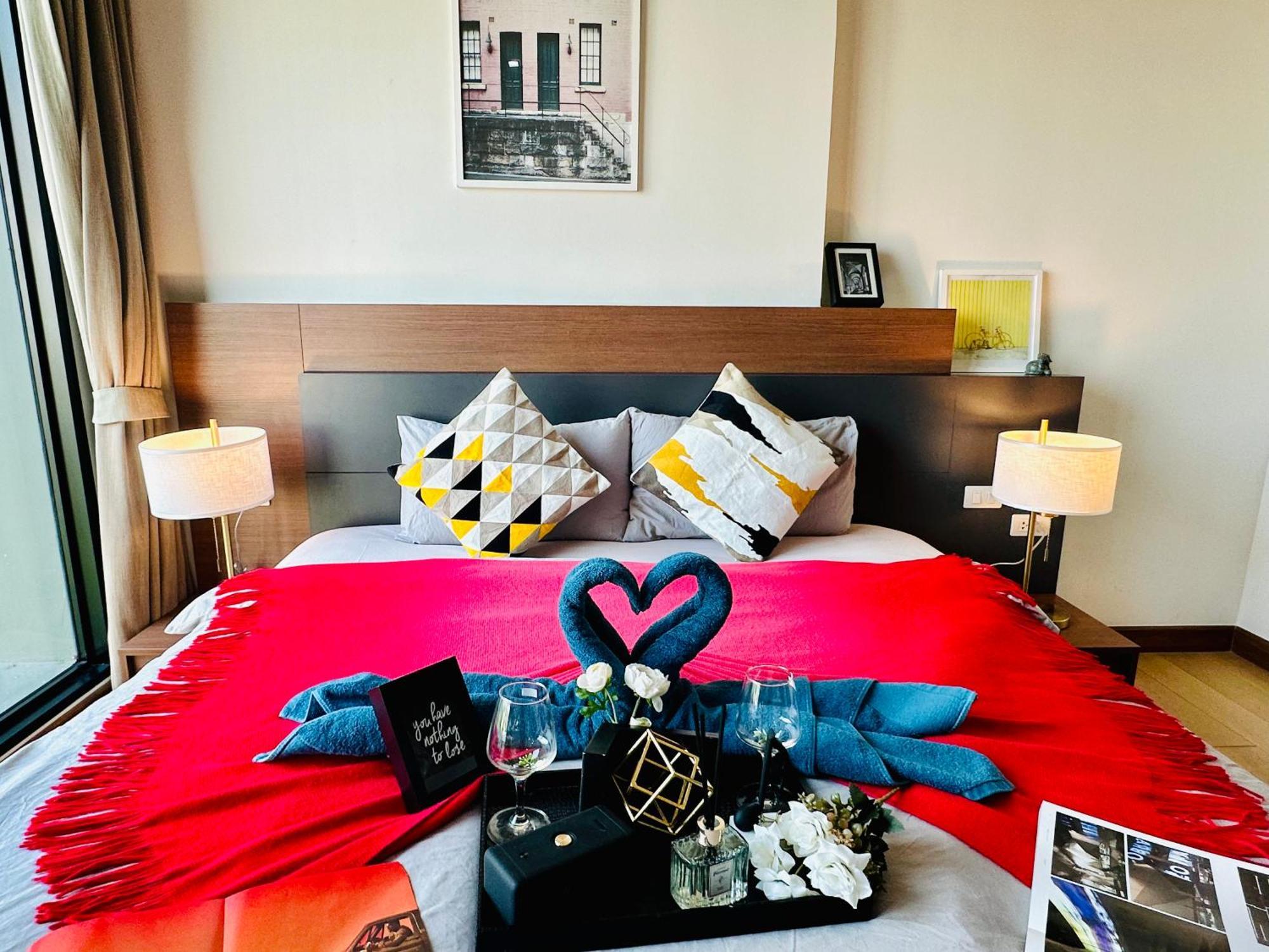The Astra Condo Changkhlan In Chiang Mai Exteriör bild