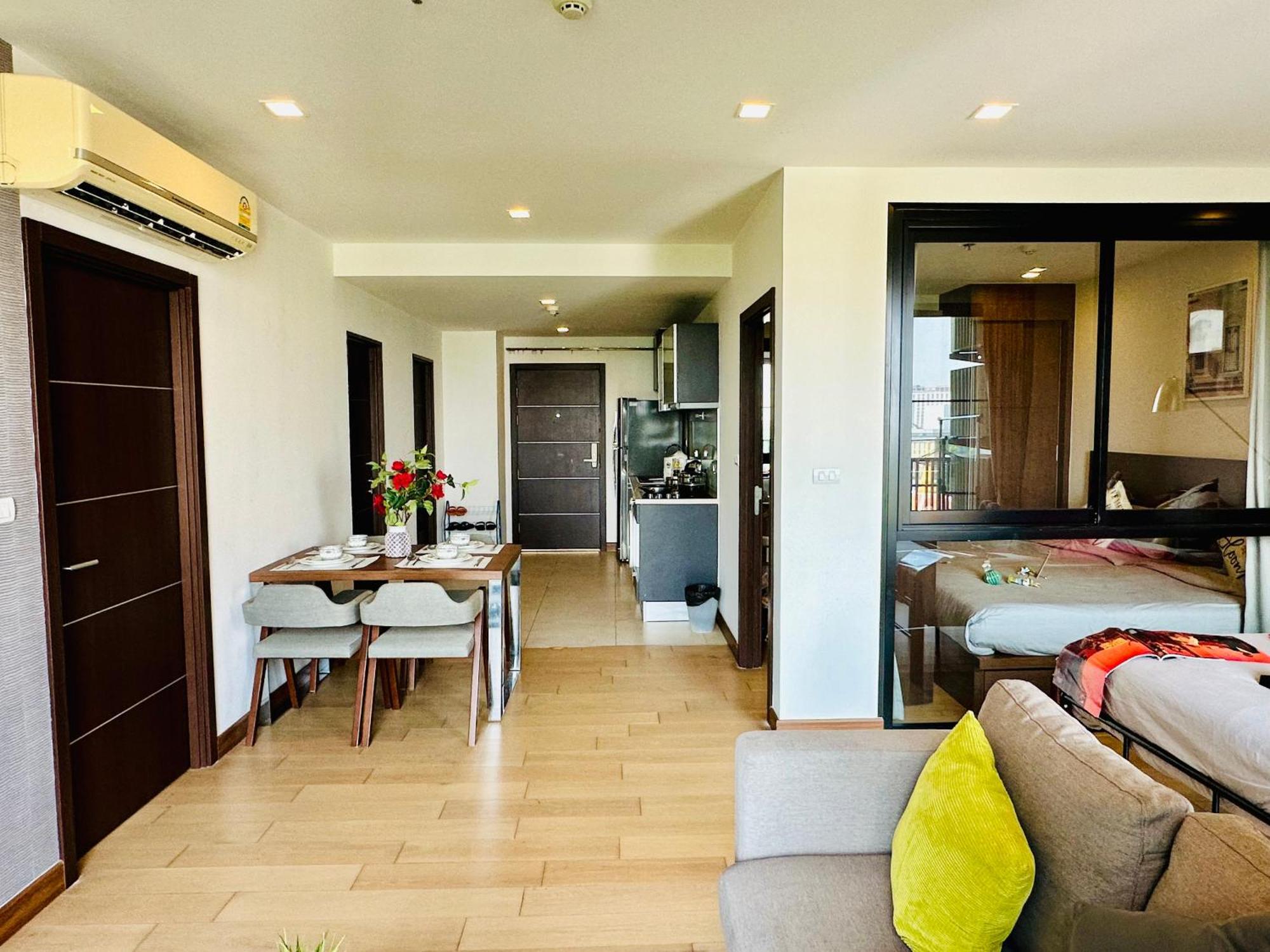 The Astra Condo Changkhlan In Chiang Mai Exteriör bild